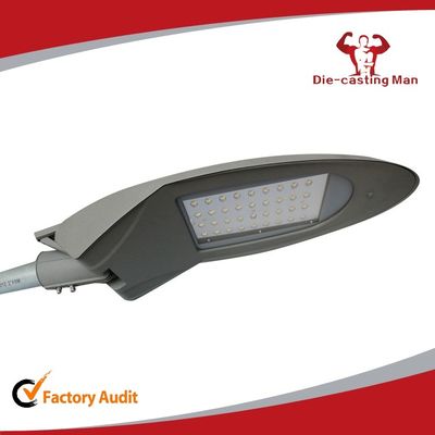 80W アウトドア ハイルーメン LED ロードライト 2700K-6500K IP66 ダイ・カスティング アルミ体