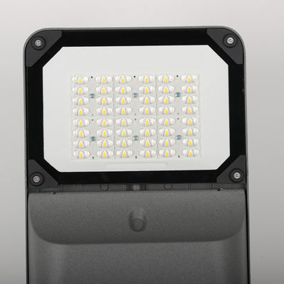 白色 鋳造 アルミ 路面 LED ライト と 永続的な照明
