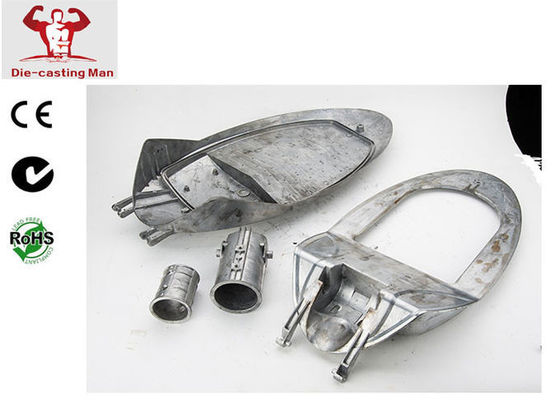 コマーシャルのために環境人をダイカストで形造る80W LEDの街路照明の据え付け品